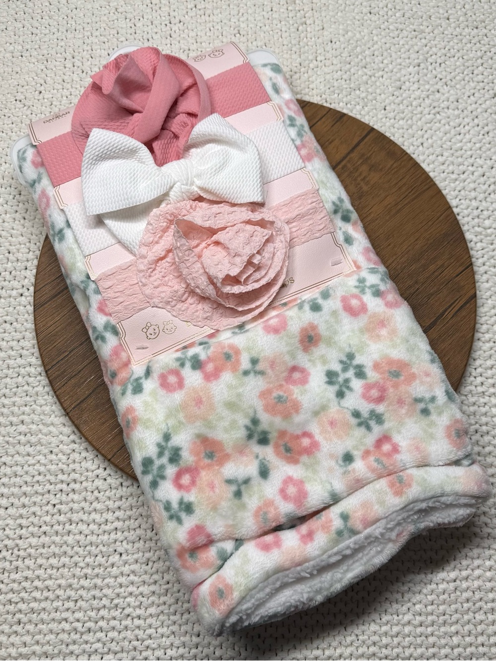Plush Floral Baby Blanket with Pink Bow Headbands